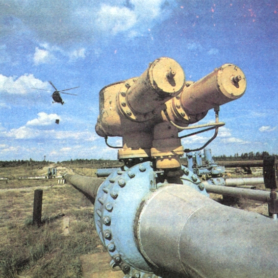 Современный трубопроводный транспорт используется для транспортировки нефти и газа.