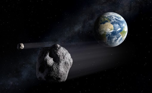 Астероид и земля